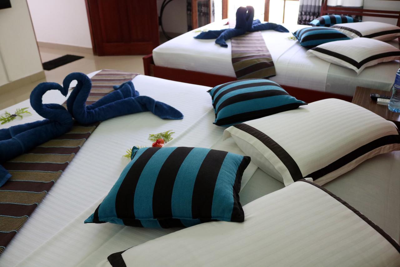 Margosa Lake Resort Anuradhapura Exteriör bild