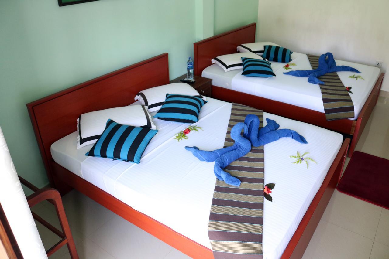 Margosa Lake Resort Anuradhapura Exteriör bild